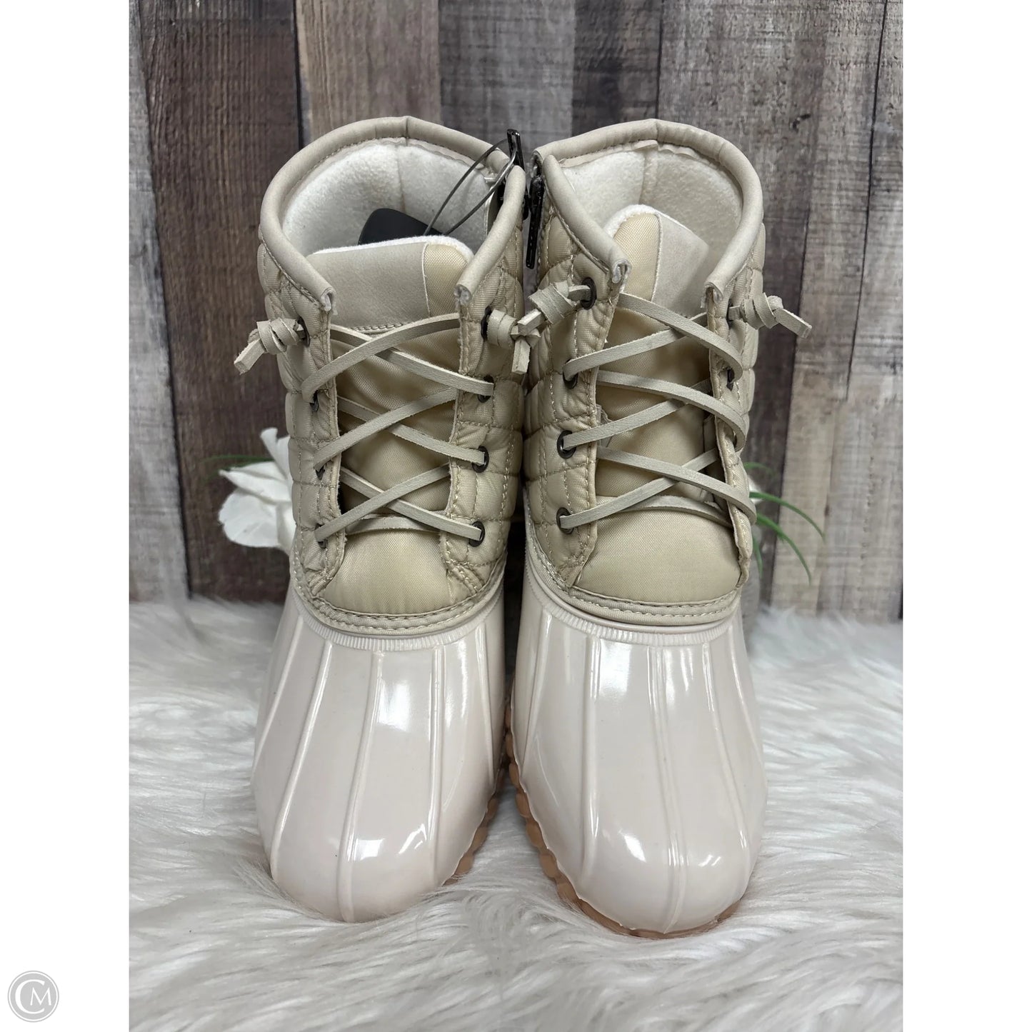 Boots Ankle Flats By So In Ivory, Size: 8