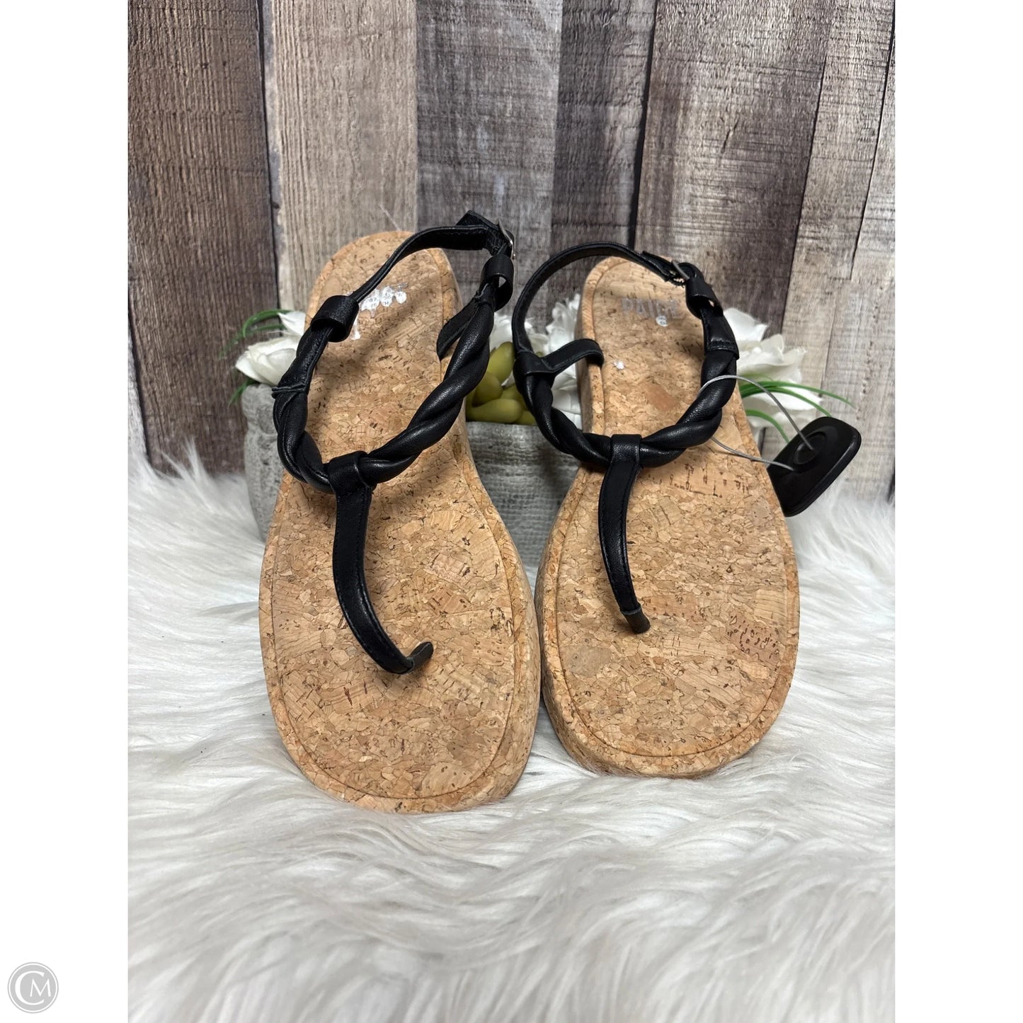 Sandals Flats By Paige In Tan, Size: 7.5