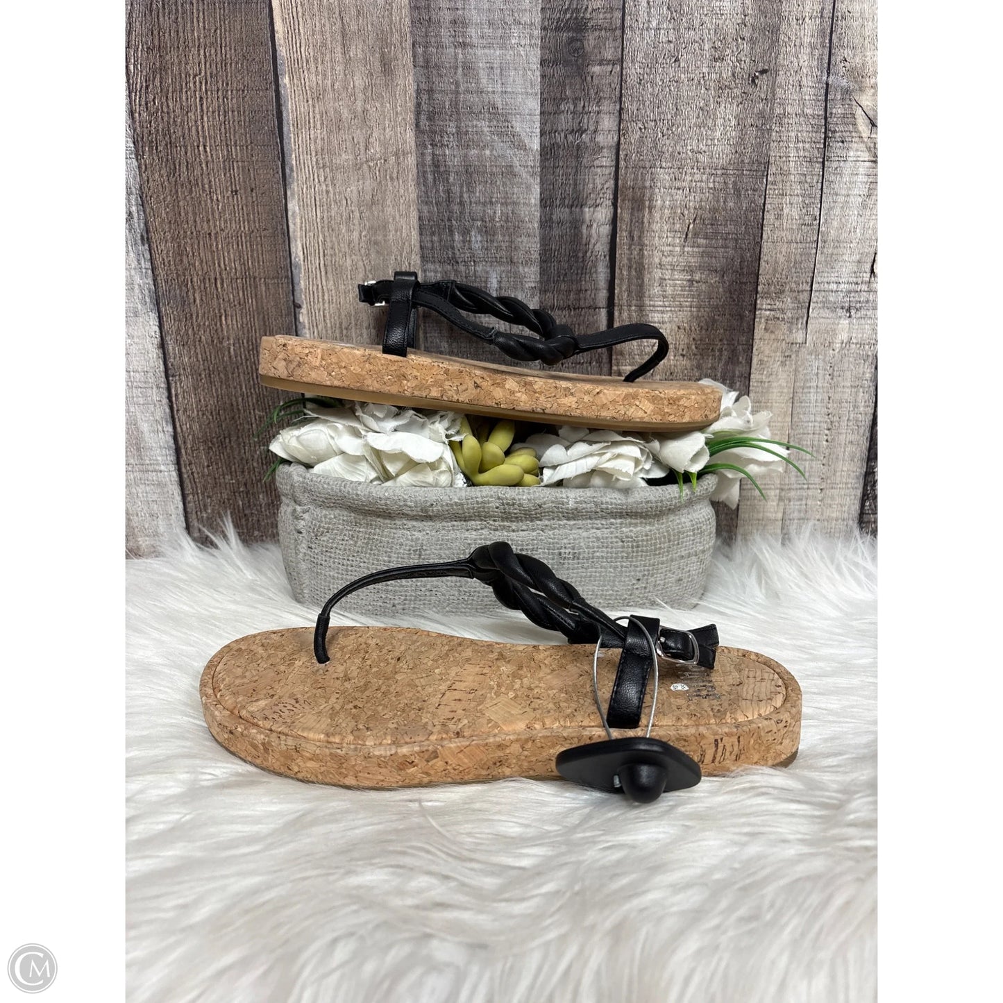 Sandals Flats By Paige In Tan, Size: 7.5