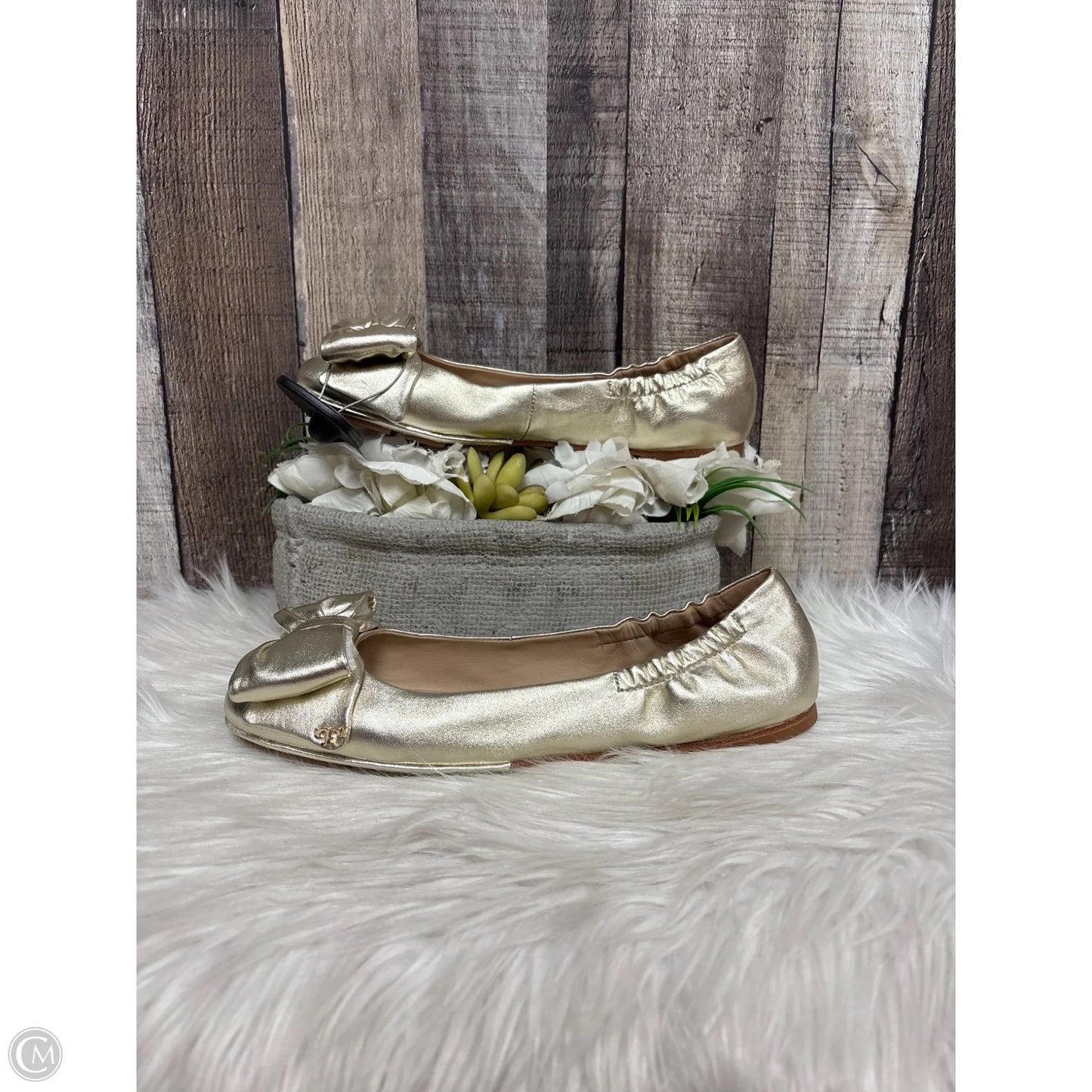 Shoes Designer By Tory Burch In Gold, Size: 8