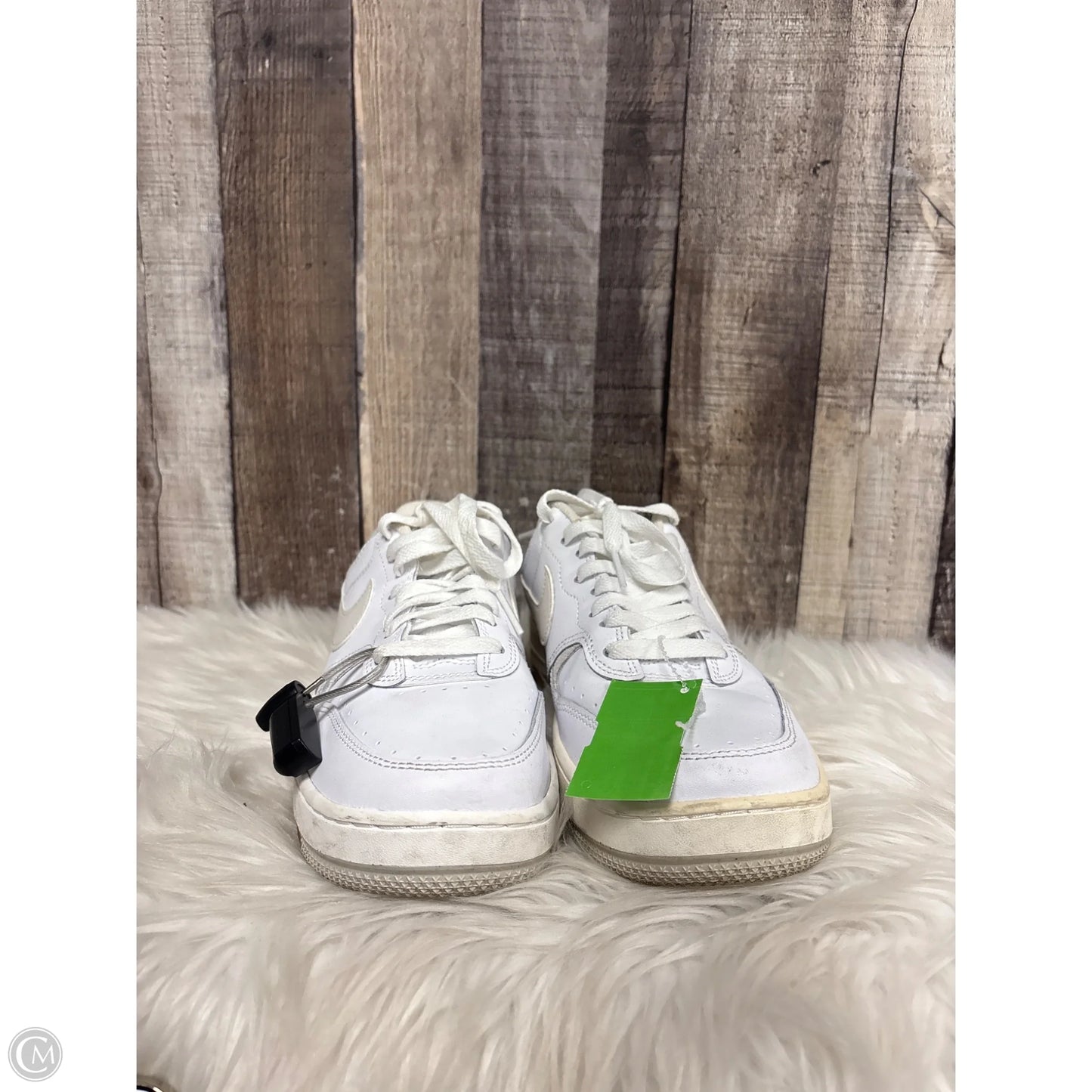 Shoes Athletic By Nike In White, Size: 8.5