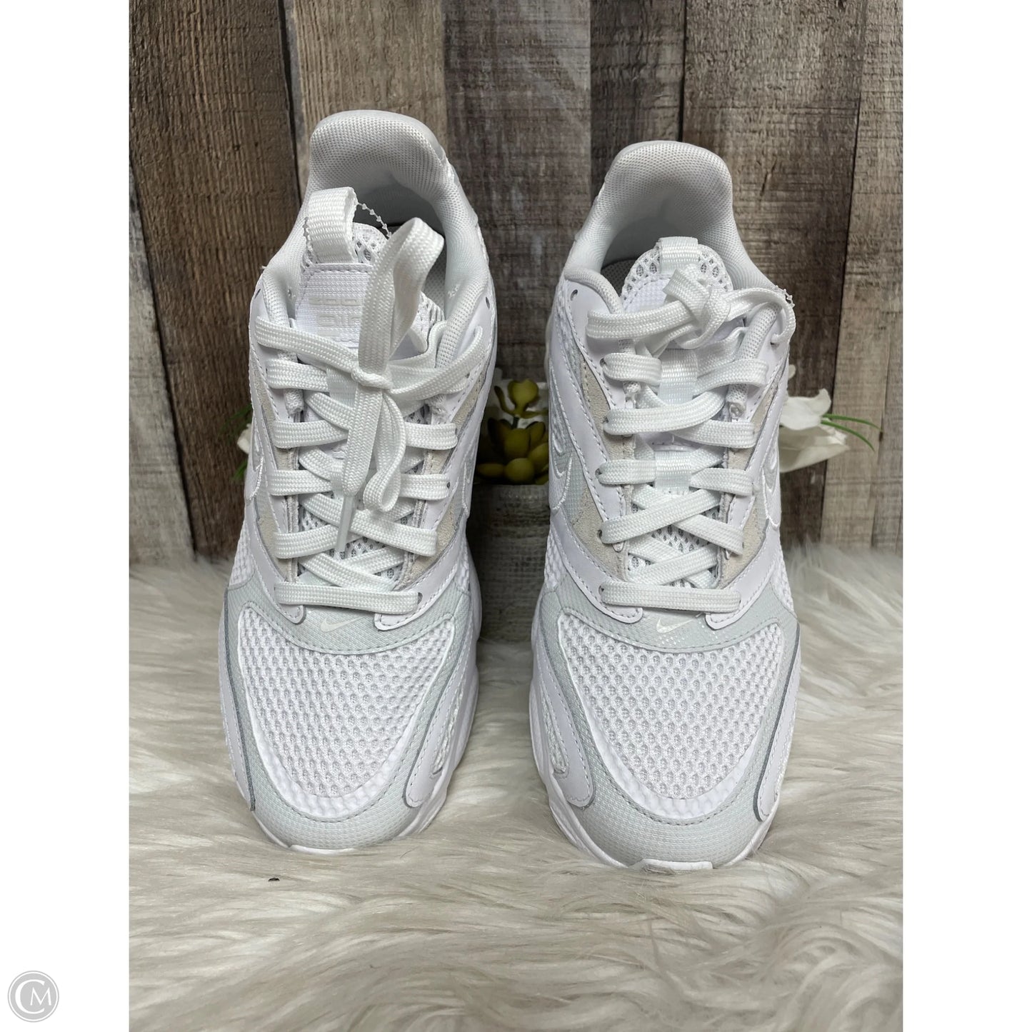 Shoes Athletic By Nike In White, Size: 8