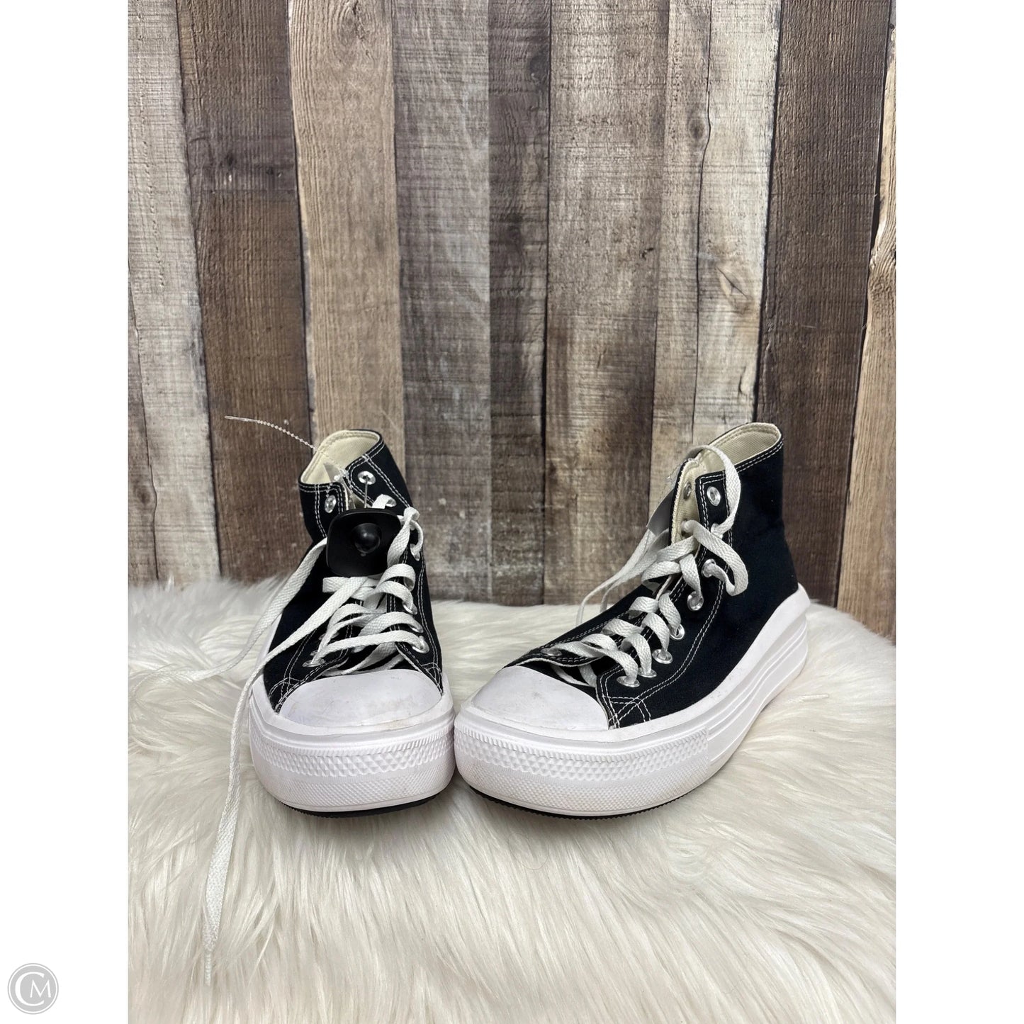 Shoes Sneakers By Converse In Black & White, Size: 10