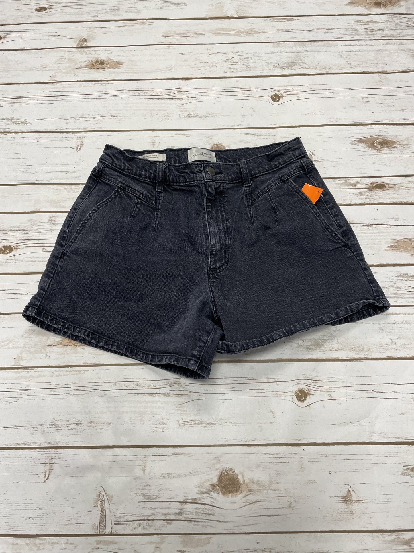 Shorts By Universal Thread  Size: 8