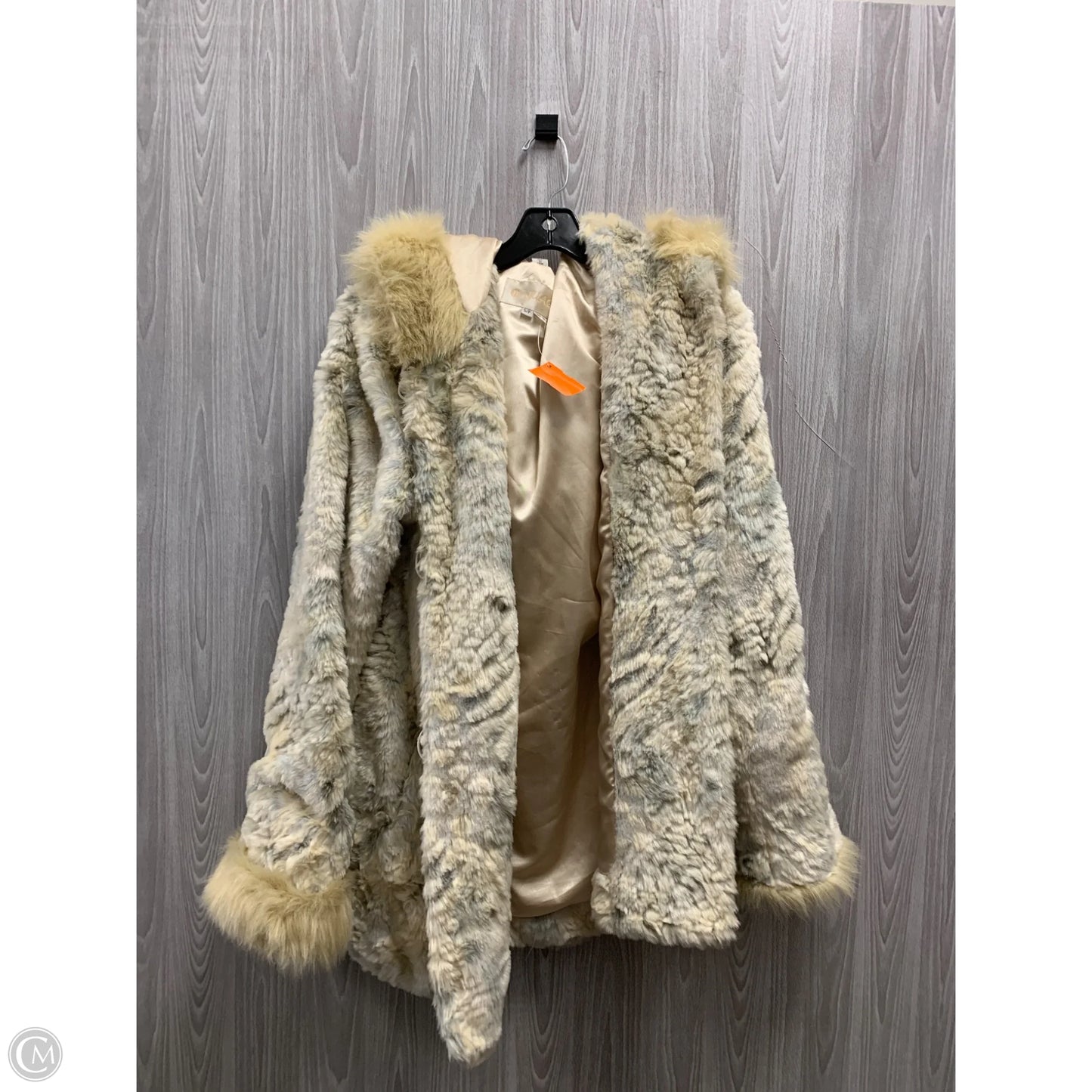 Coat Faux Fur & Sherpa By Cme In Cream, Size: S