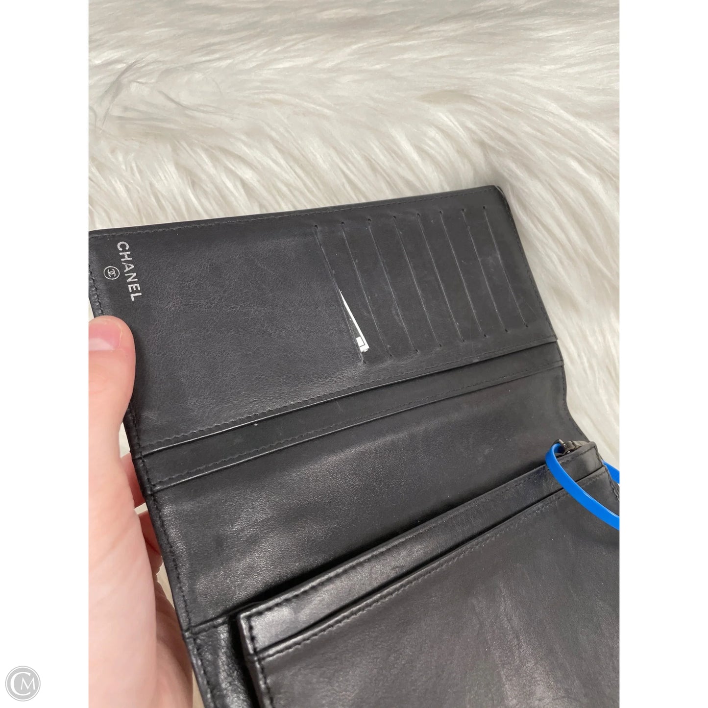 Wallet Luxury Designer By Chanel, Size: Medium