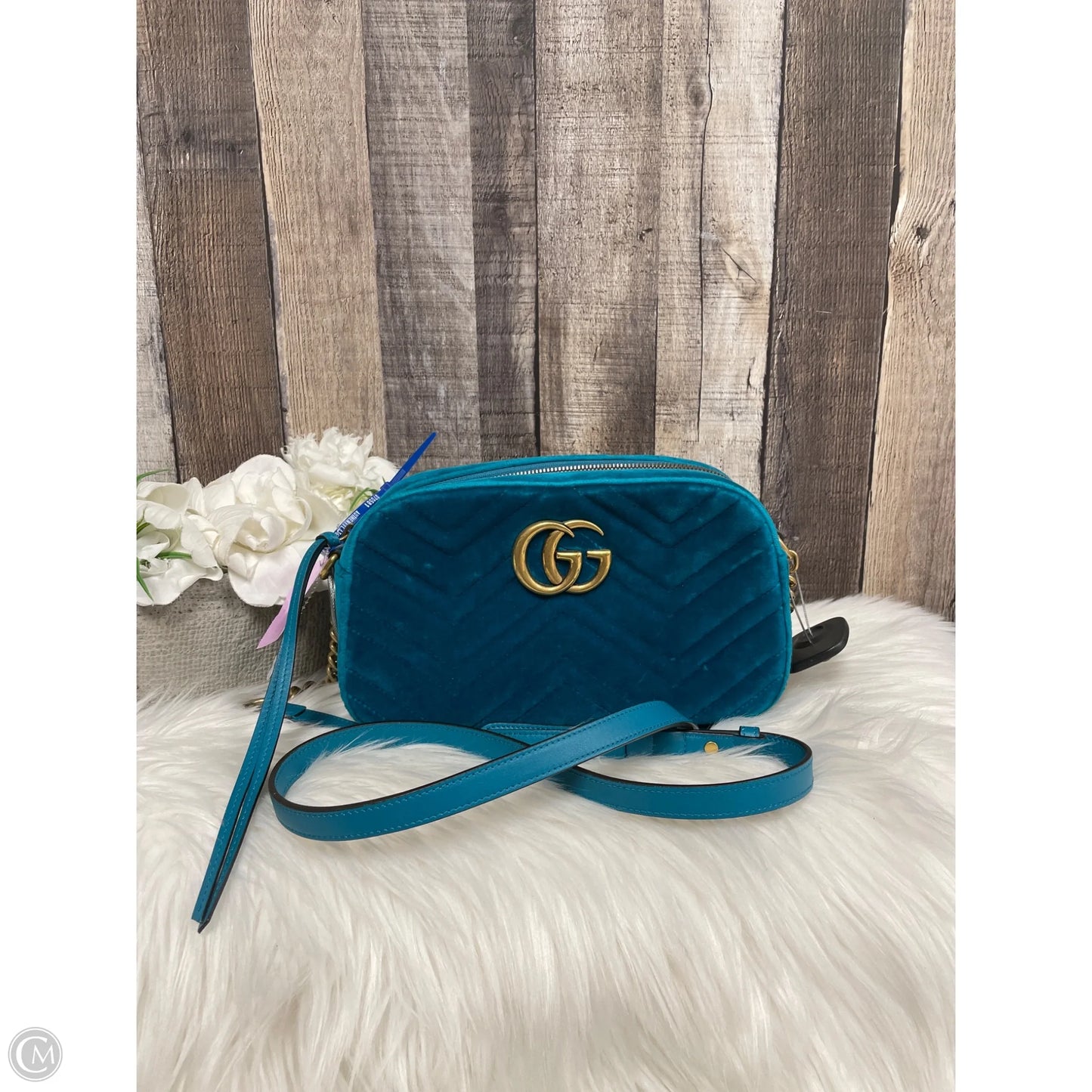 Crossbody Luxury Designer By Gucci, Size: Medium
