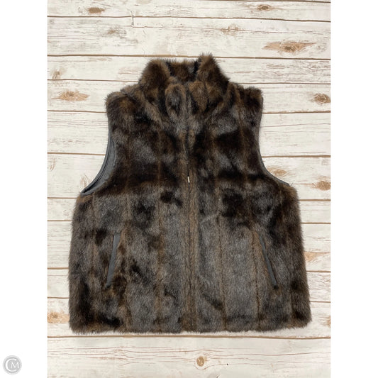 Vest Faux Fur & Sherpa By Gallery In Brown, Size: M