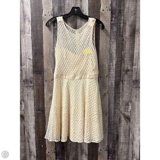 Dress Casual Short By Cme In Cream, Size: L