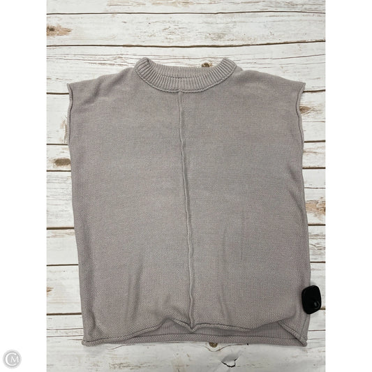 Top Sleeveless By Cmf In Grey, Size: S