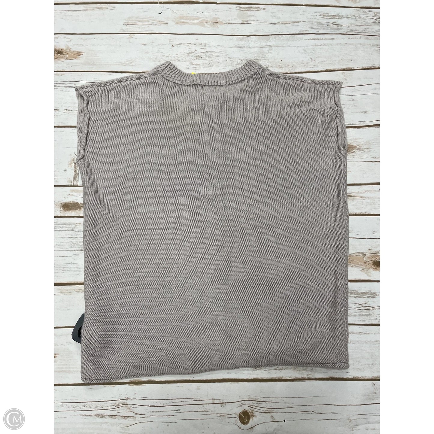 Top Sleeveless By Cmf In Grey, Size: S