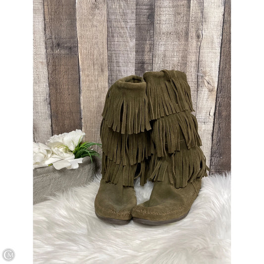 Boots Ankle Flats By Minnetonka In Green, Size: 6