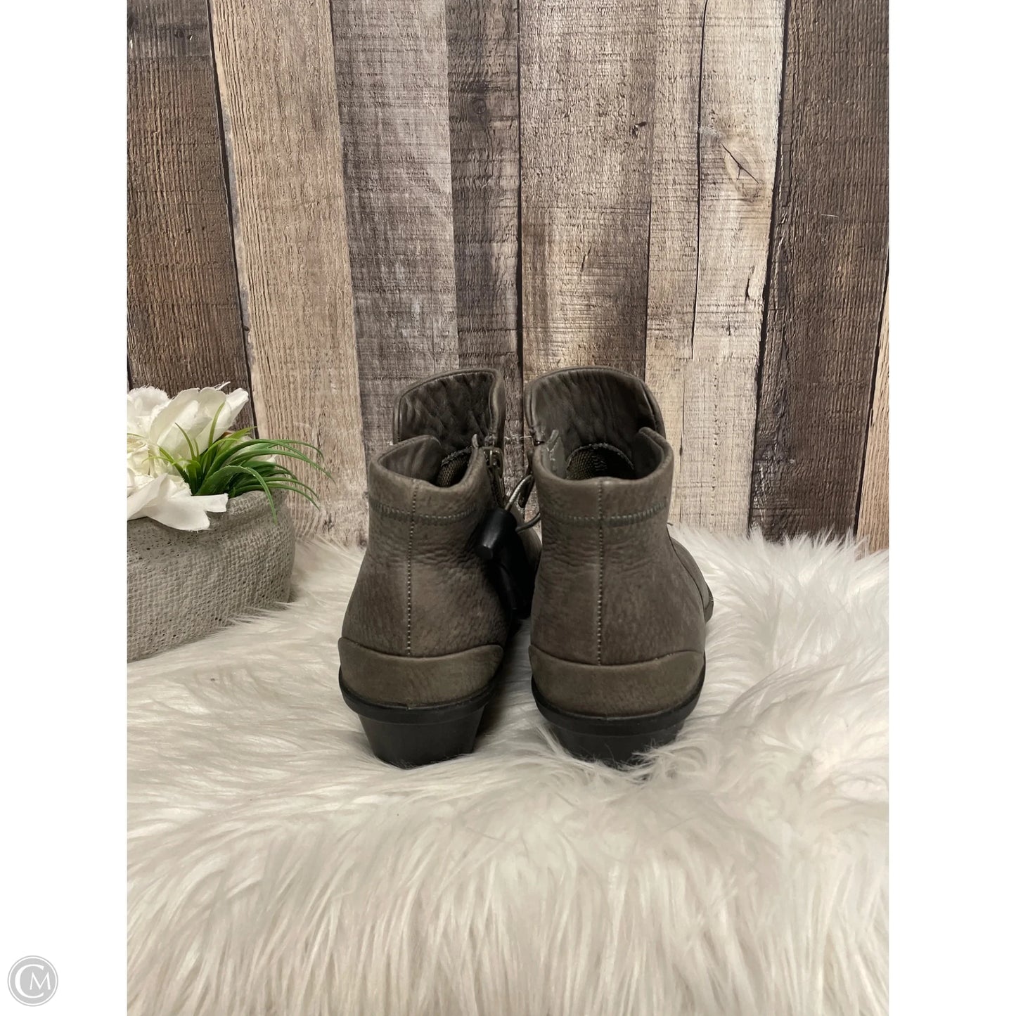 Boots Ankle Heels By Ecco In Grey, Size: 7