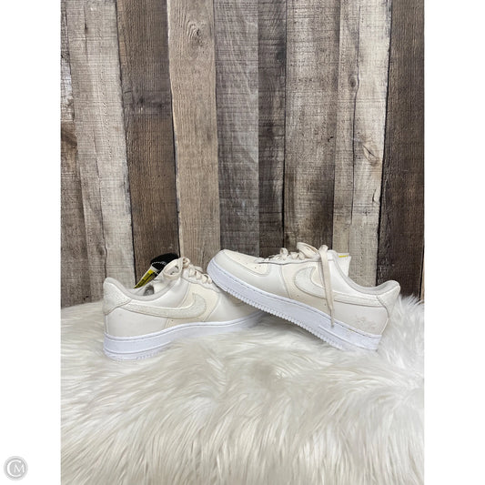Shoes Athletic By Nike In Cream, Size: 7