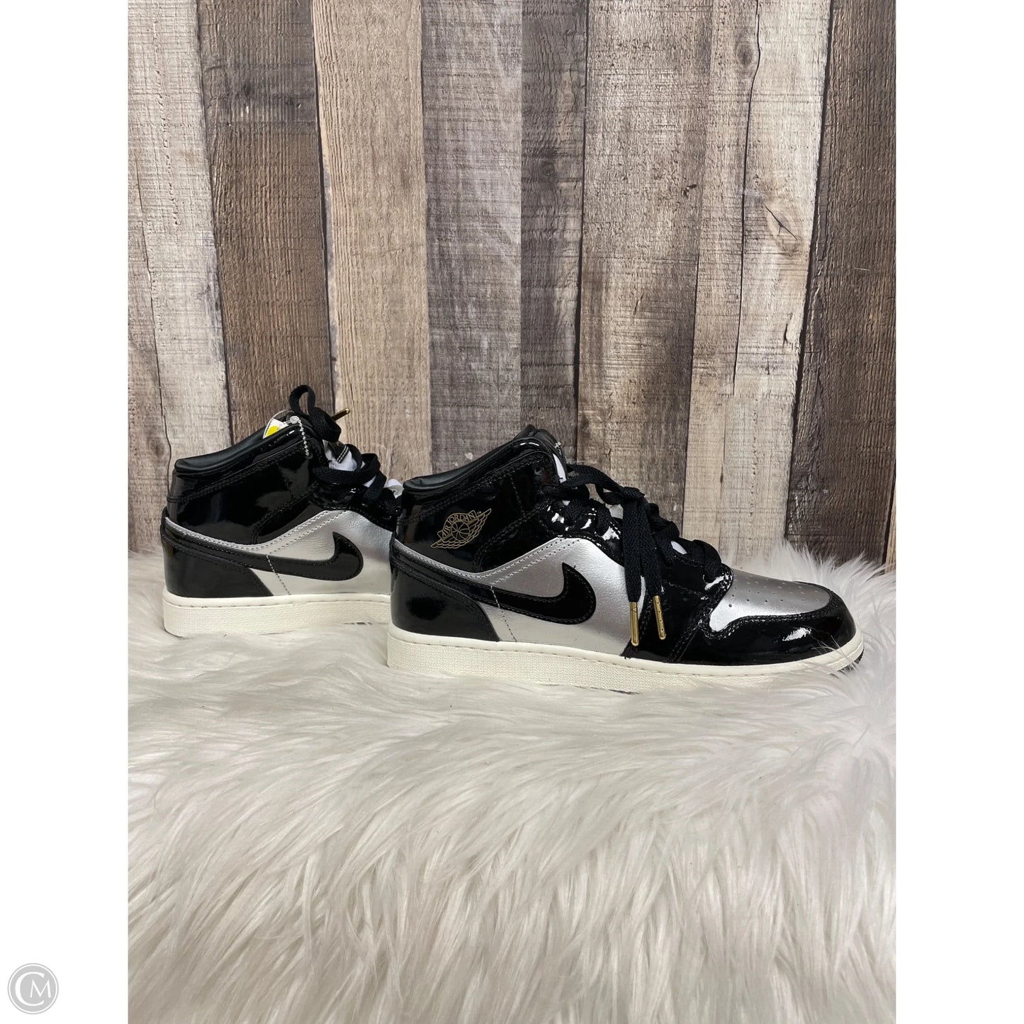 Shoes Luxury Designer By Jordan In Black & Silver, Size: 8