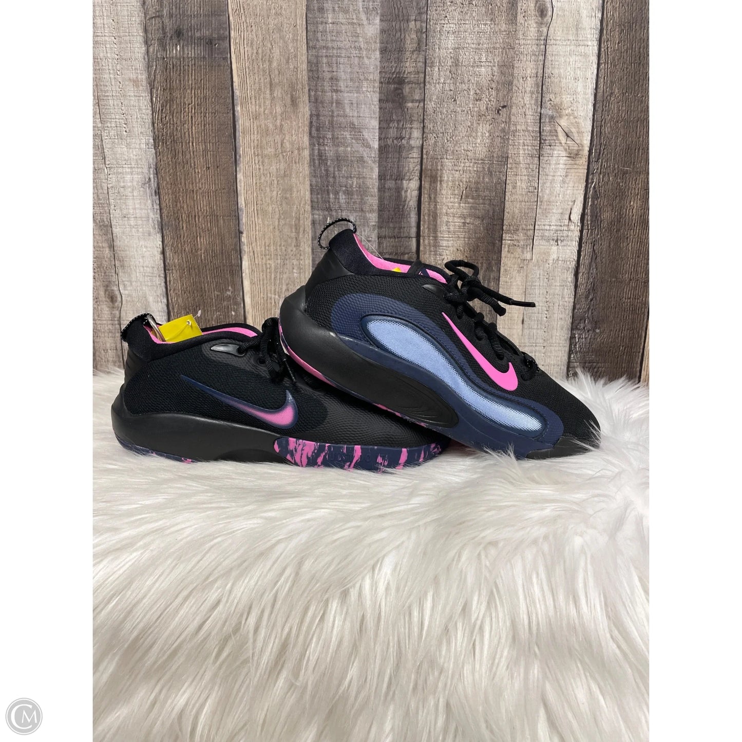 Shoes Athletic By Nike In Black & Pink, Size: 6.5