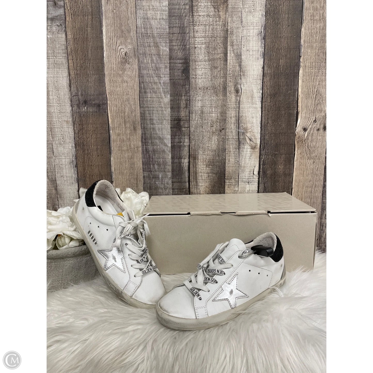 Shoes Luxury Designer By Golden Goose In White, Size: 7