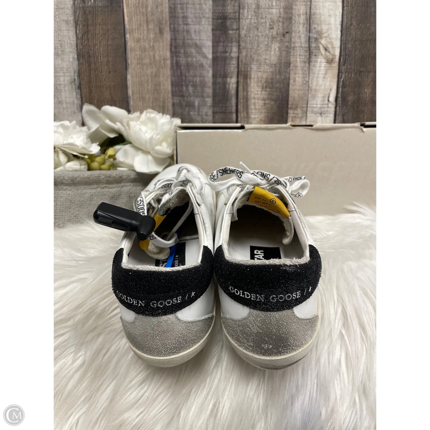 Shoes Luxury Designer By Golden Goose In White, Size: 7