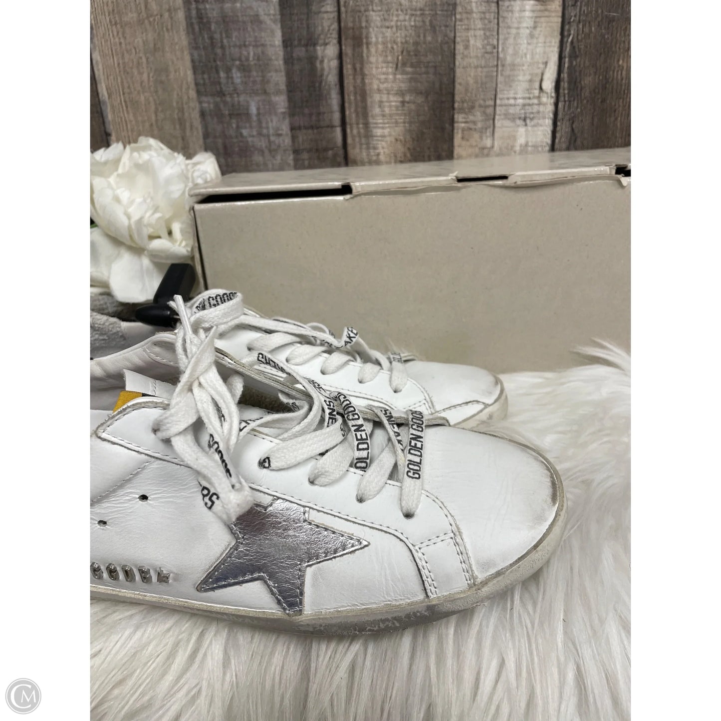 Shoes Luxury Designer By Golden Goose In White, Size: 7