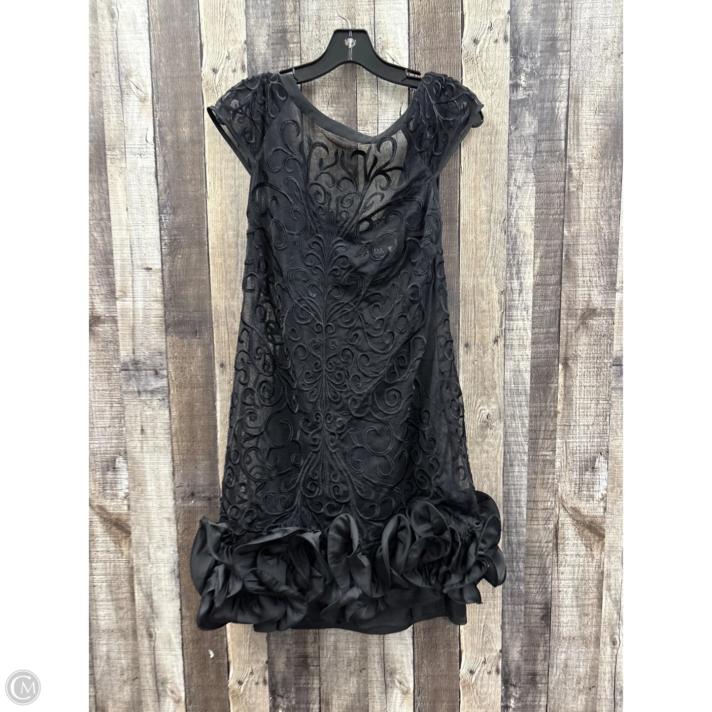 Dress Casual Short By Guess In Black, Size: S