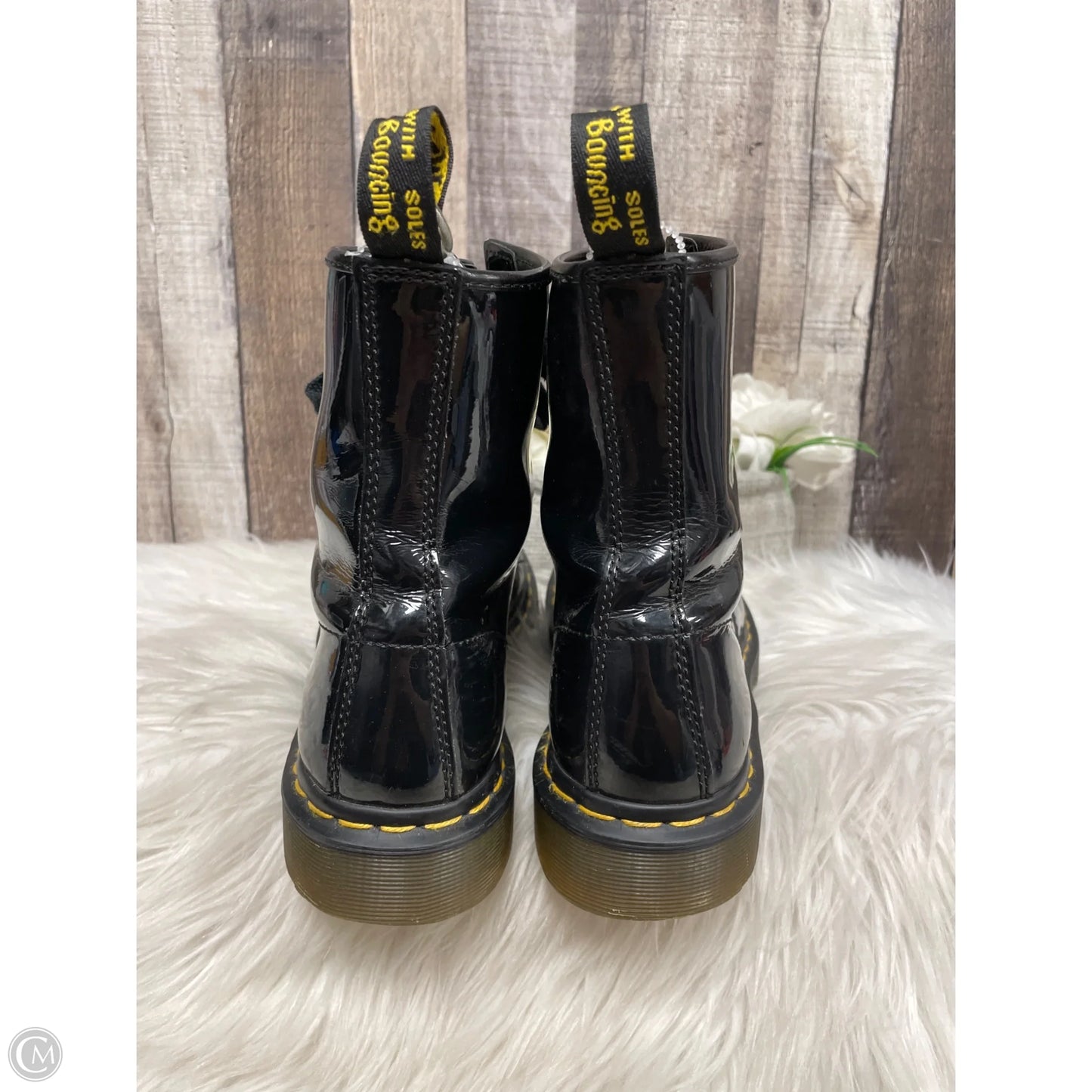 Boots Ankle Flats By Dr Martens In Black, Size: 9