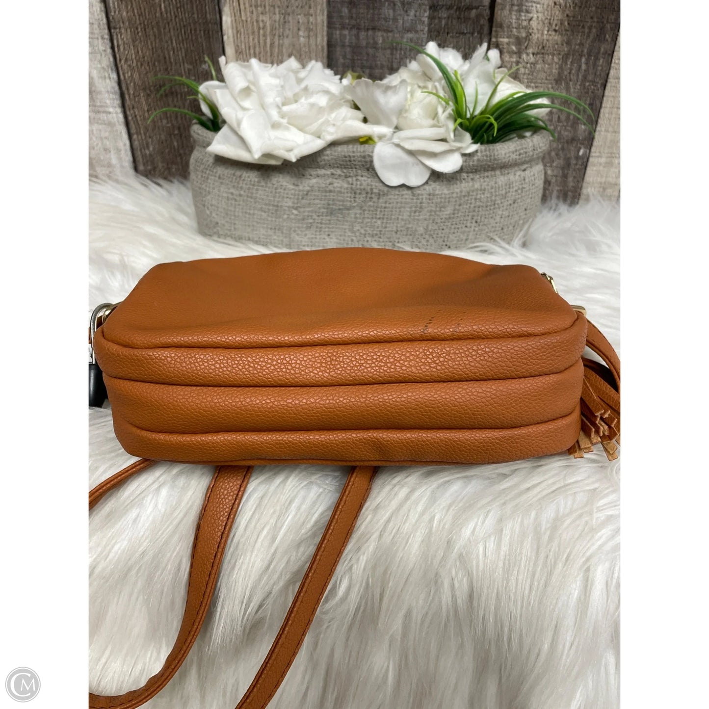 Crossbody By Cmf, Size: Small
