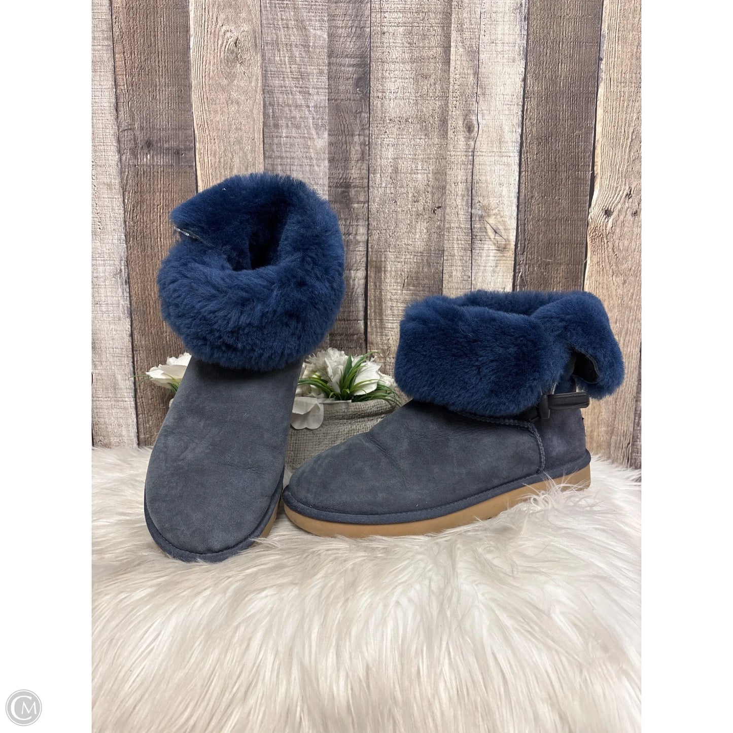 Boots Designer By Ugg In Blue, Size: 11