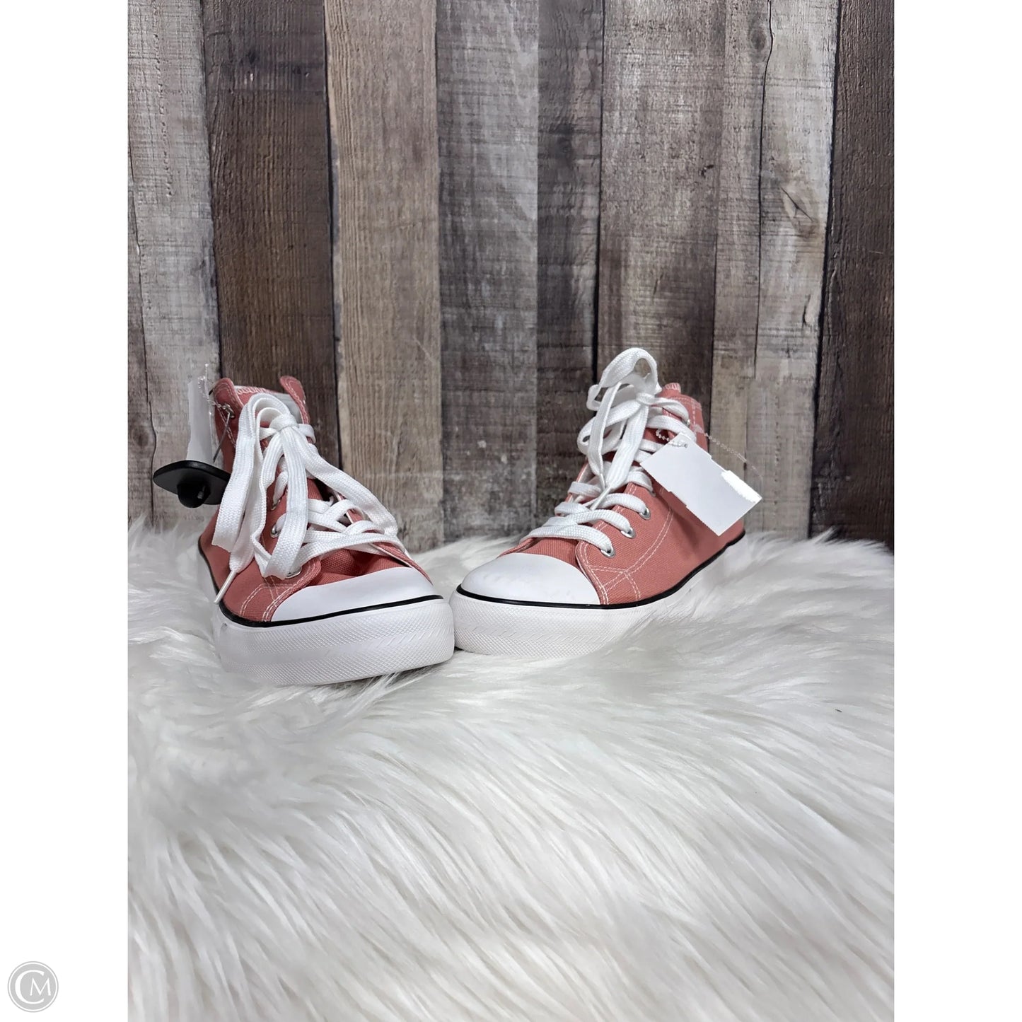 Shoes Sneakers By Cmf In Pink, Size: 9