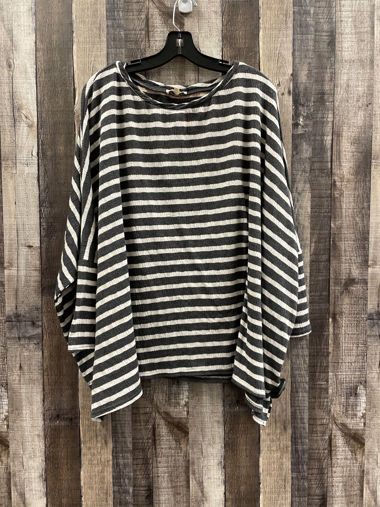 Top Long Sleeve By Easel  Size: S