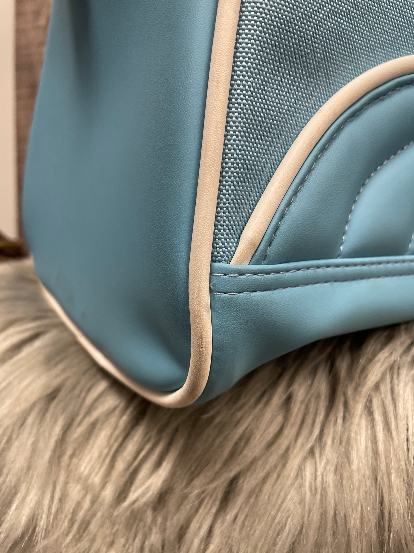 Handbag By Puma  Size: Medium