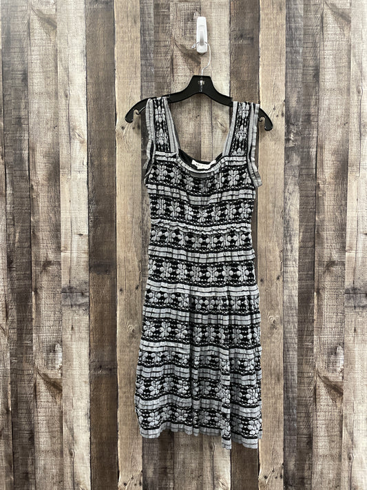 Black & Grey Dress Casual Short Max Studio, Size S