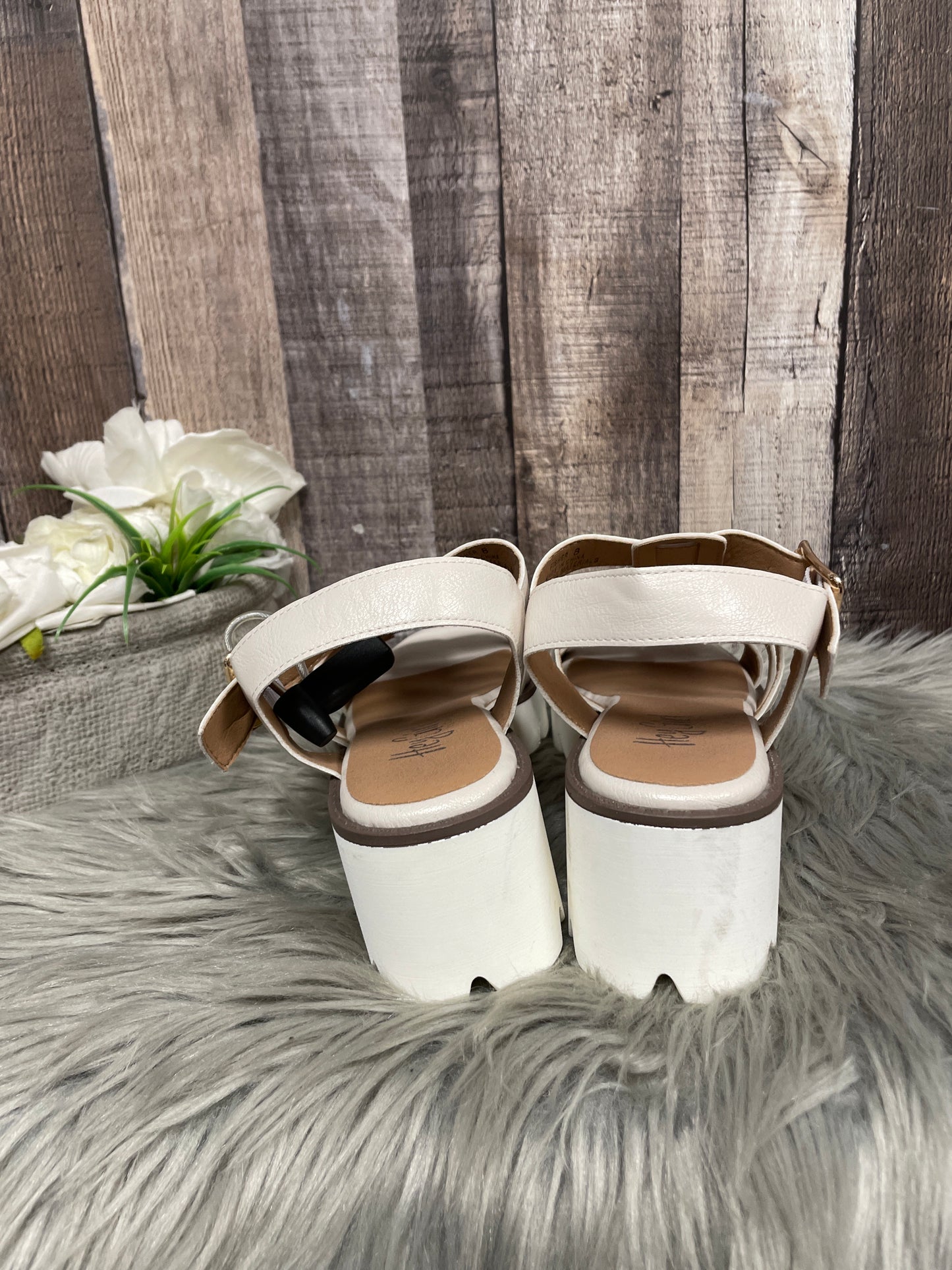 Cream Sandals Heels Block Corkys, Size 8