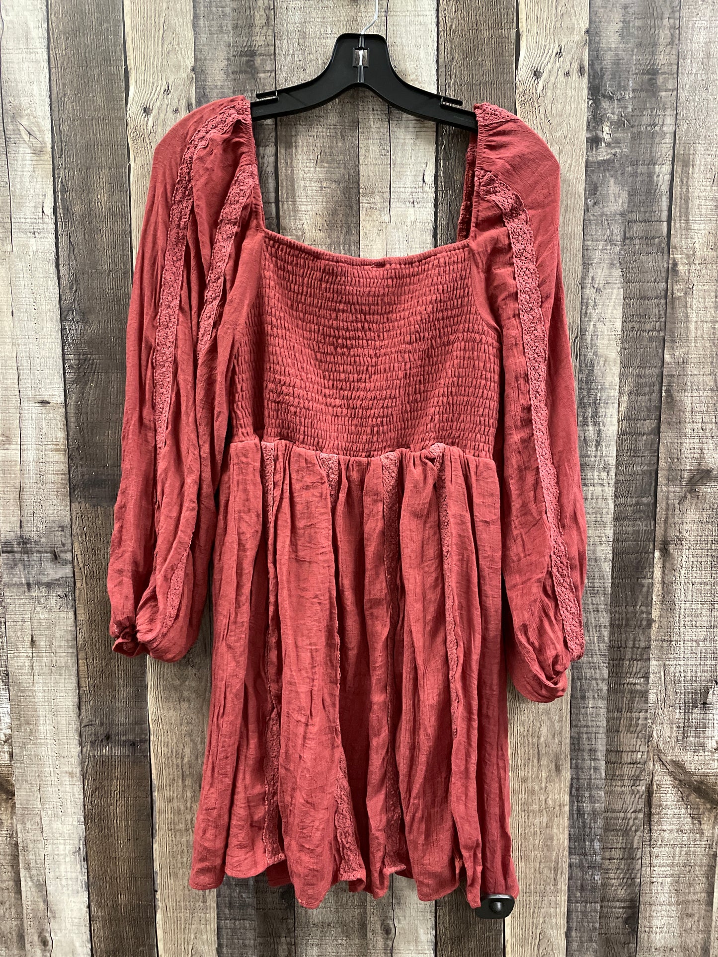 Dress Casual Short By Fashion On Earth In Red, Size: M