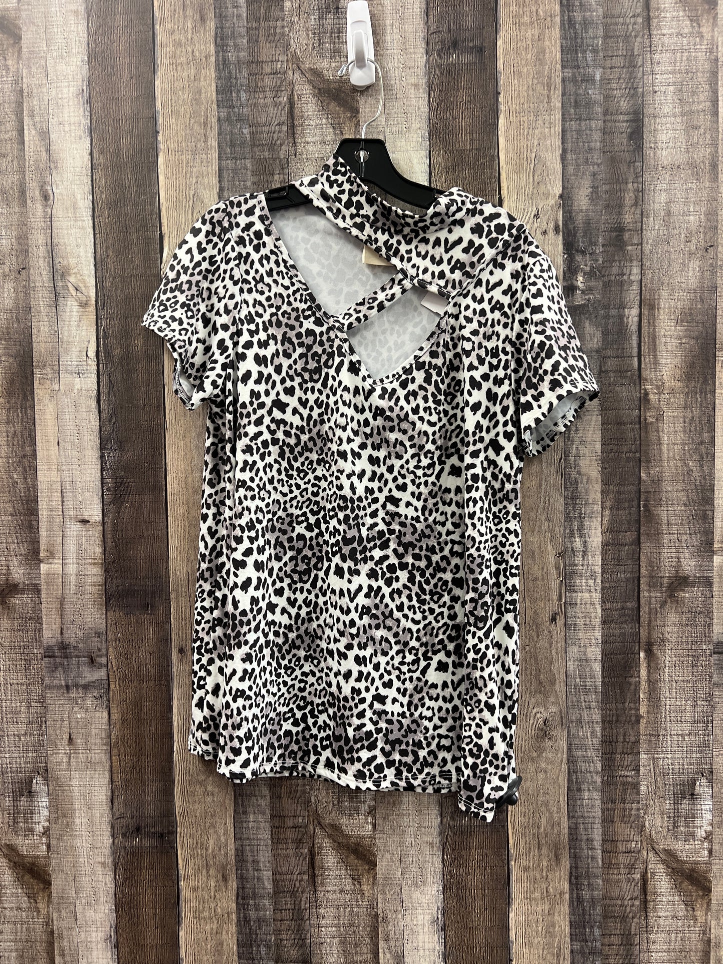 Top Short Sleeve By Fantastic Fawn In Animal Print, Size: L