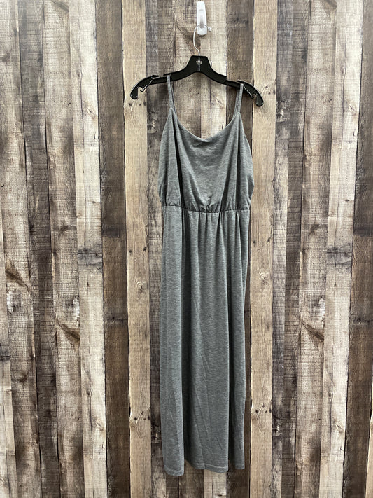 Dress Casual Maxi By Old Navy In Grey, Size: M