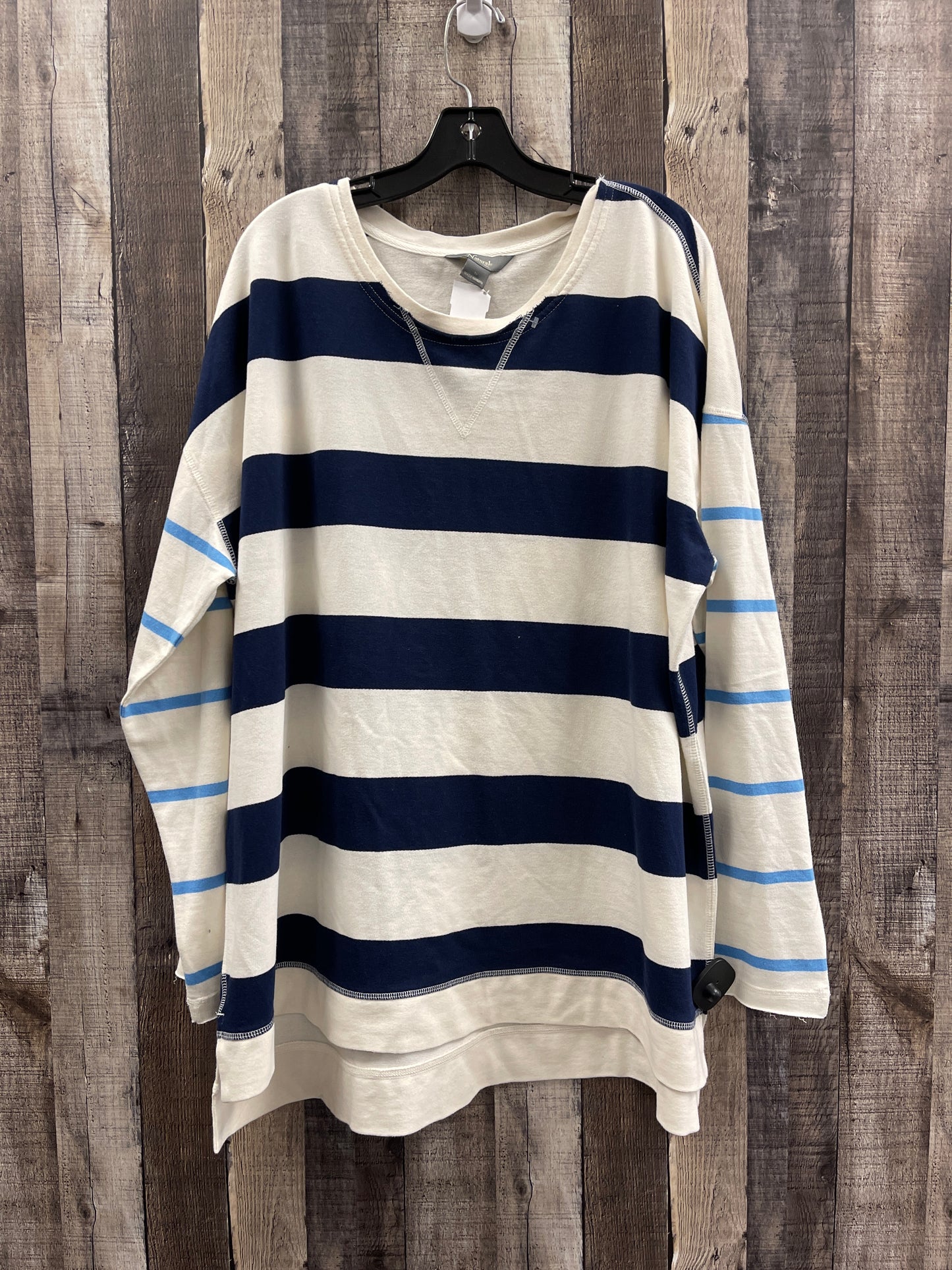 Top Long Sleeve By Natural Reflections In Striped Pattern, Size: 1x