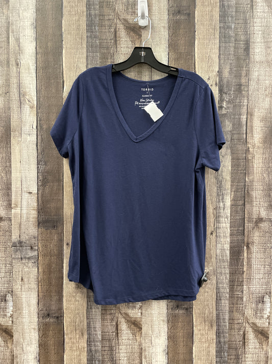 Top Short Sleeve Basic By Torrid In Navy, Size: Xl