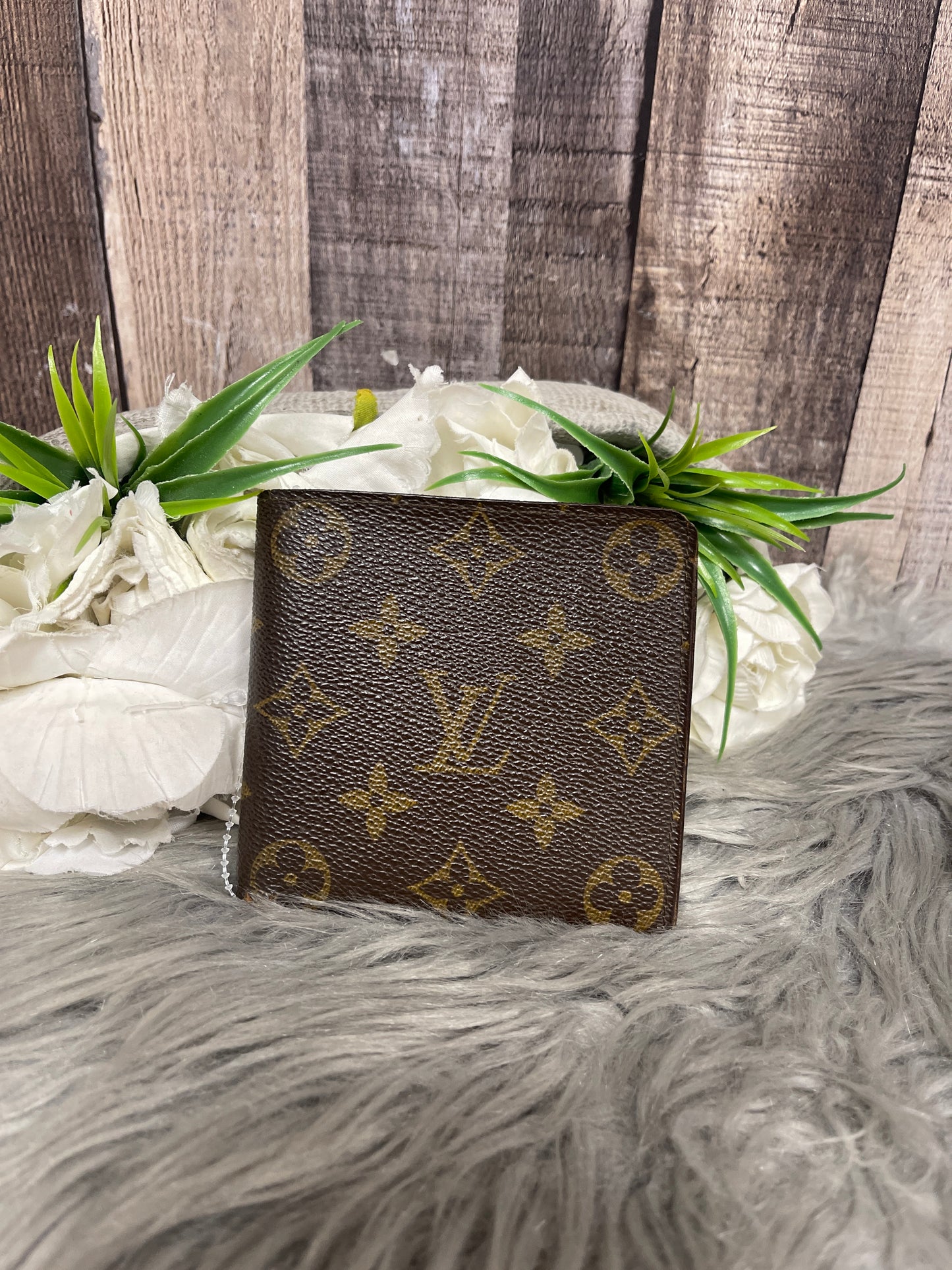 Wallet Luxury Designer By Louis Vuitton, Size: Small