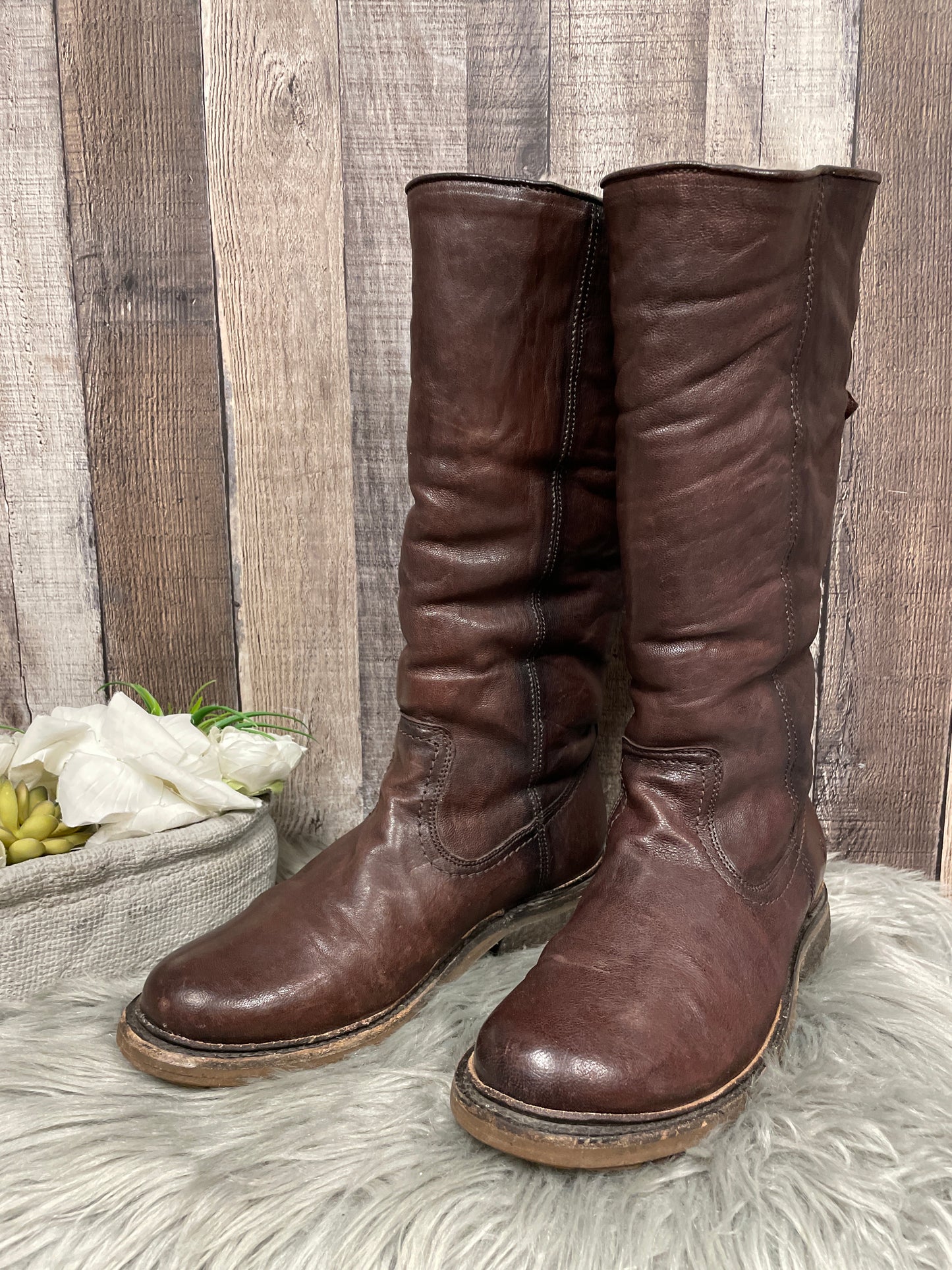 Boots Designer By Frye In Brown, Size: 8