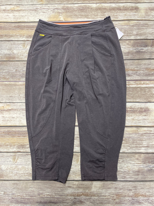 Athletic Capris By Lole In Grey, Size: M