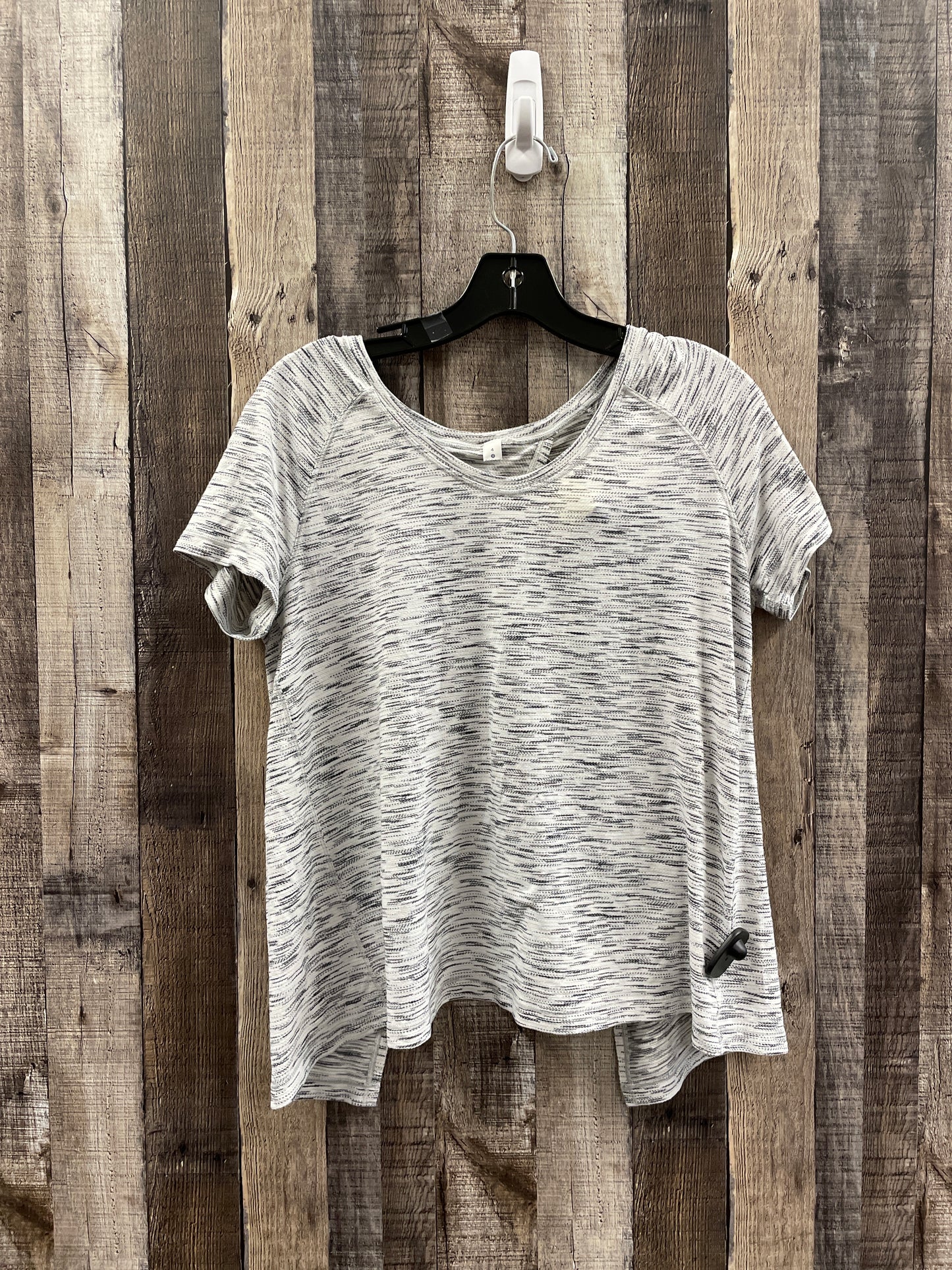 Top Short Sleeve By Lululemon In Black & White, Size: 4