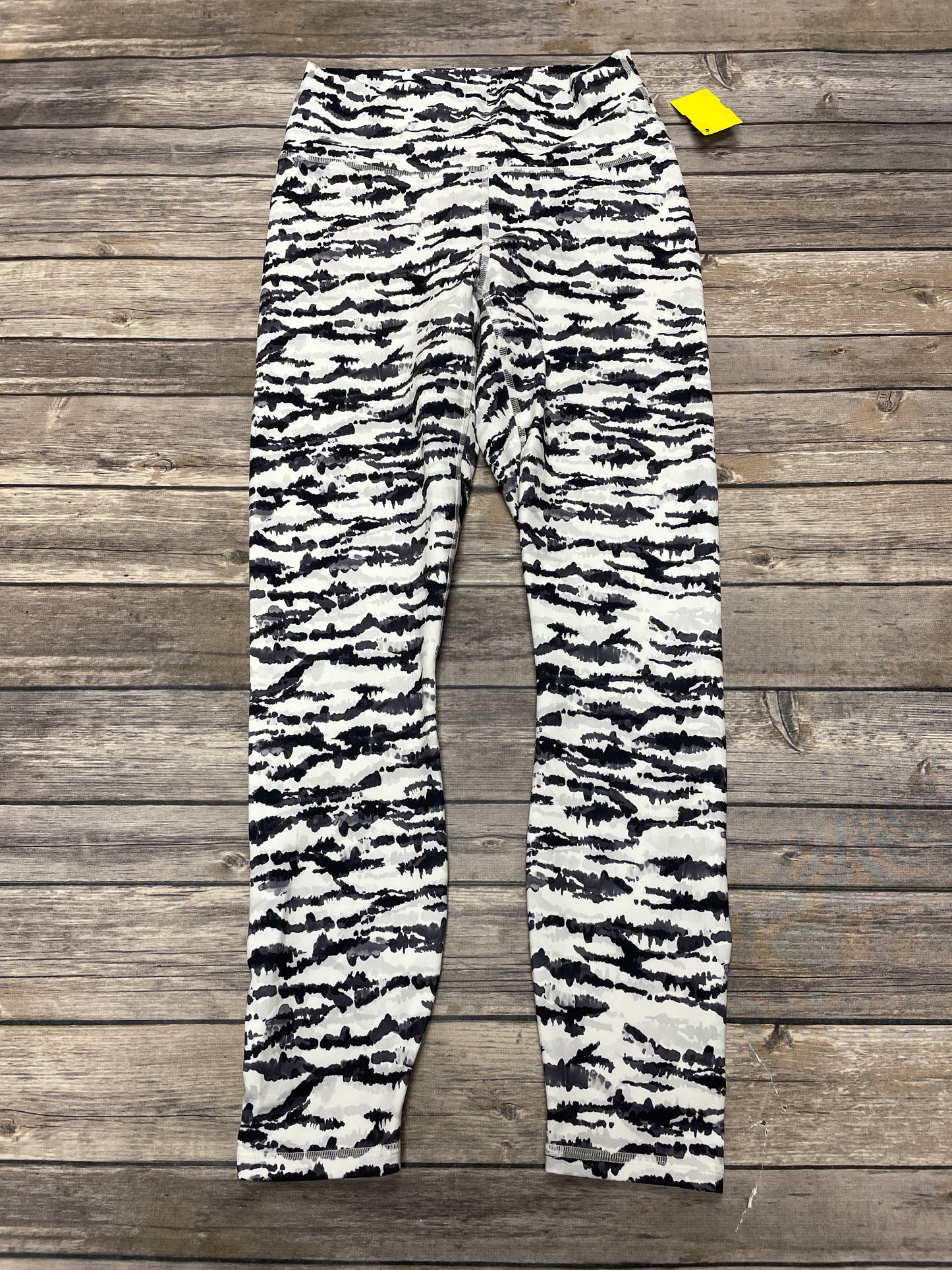 Athletic Leggings By Fabletics In Black & White, Size: Xs