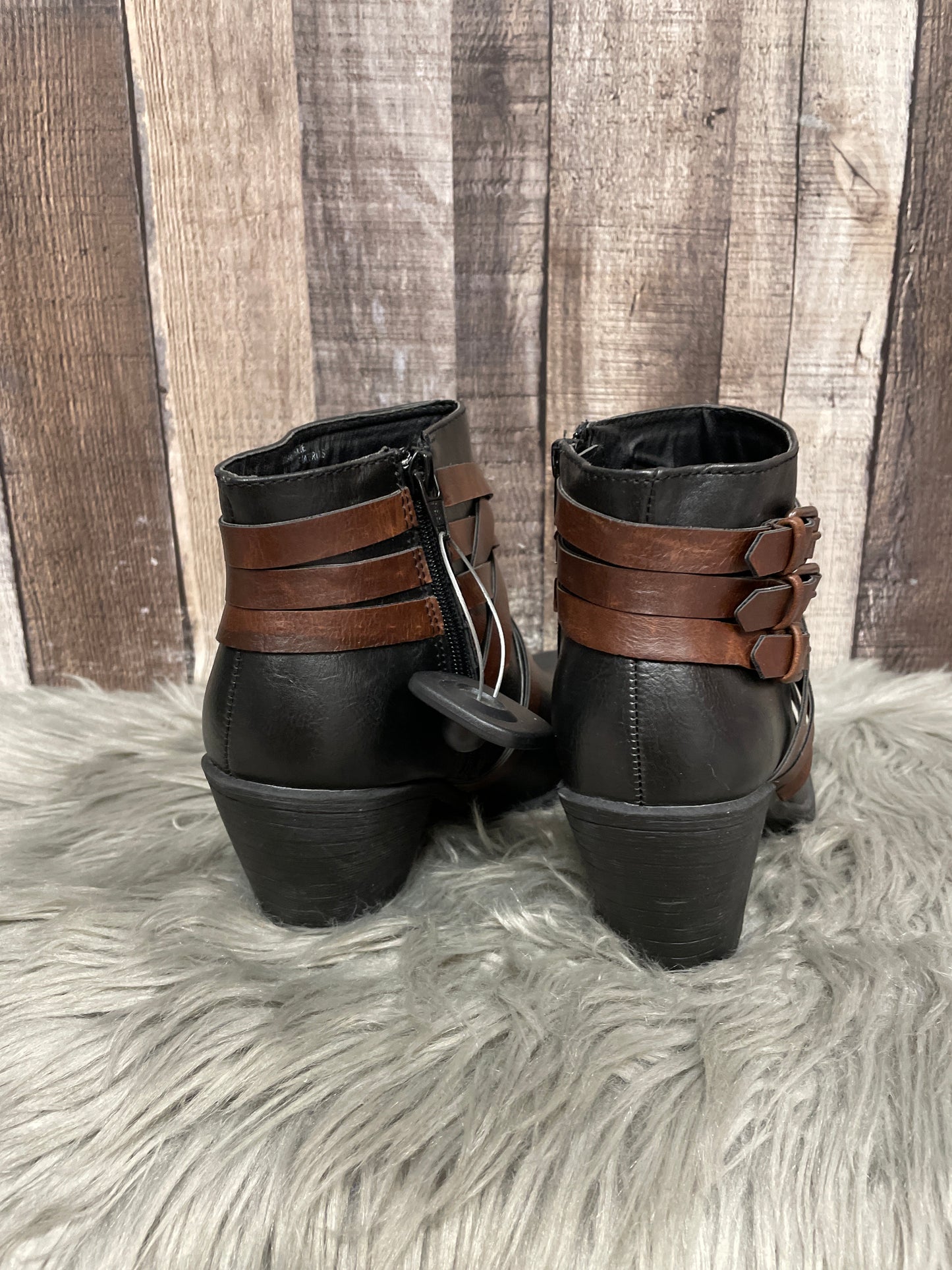 Boots Ankle Heels By Sofft In Black & Brown, Size: 6.5