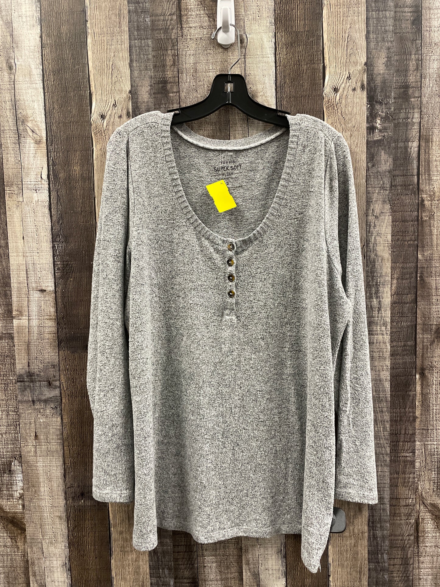 Top Long Sleeve By Torrid In Grey, Size: 2x