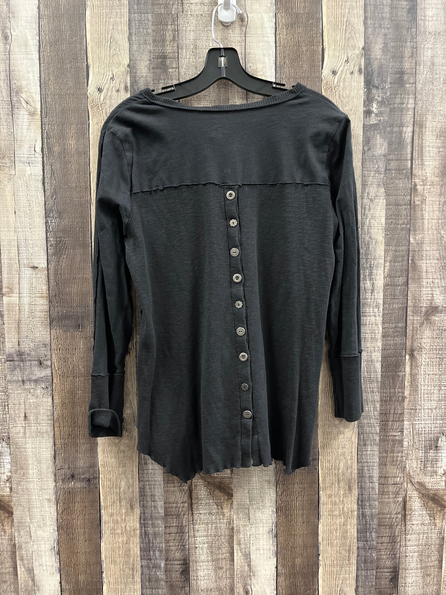 Top Long Sleeve By Neon Buddha In Black, Size: M