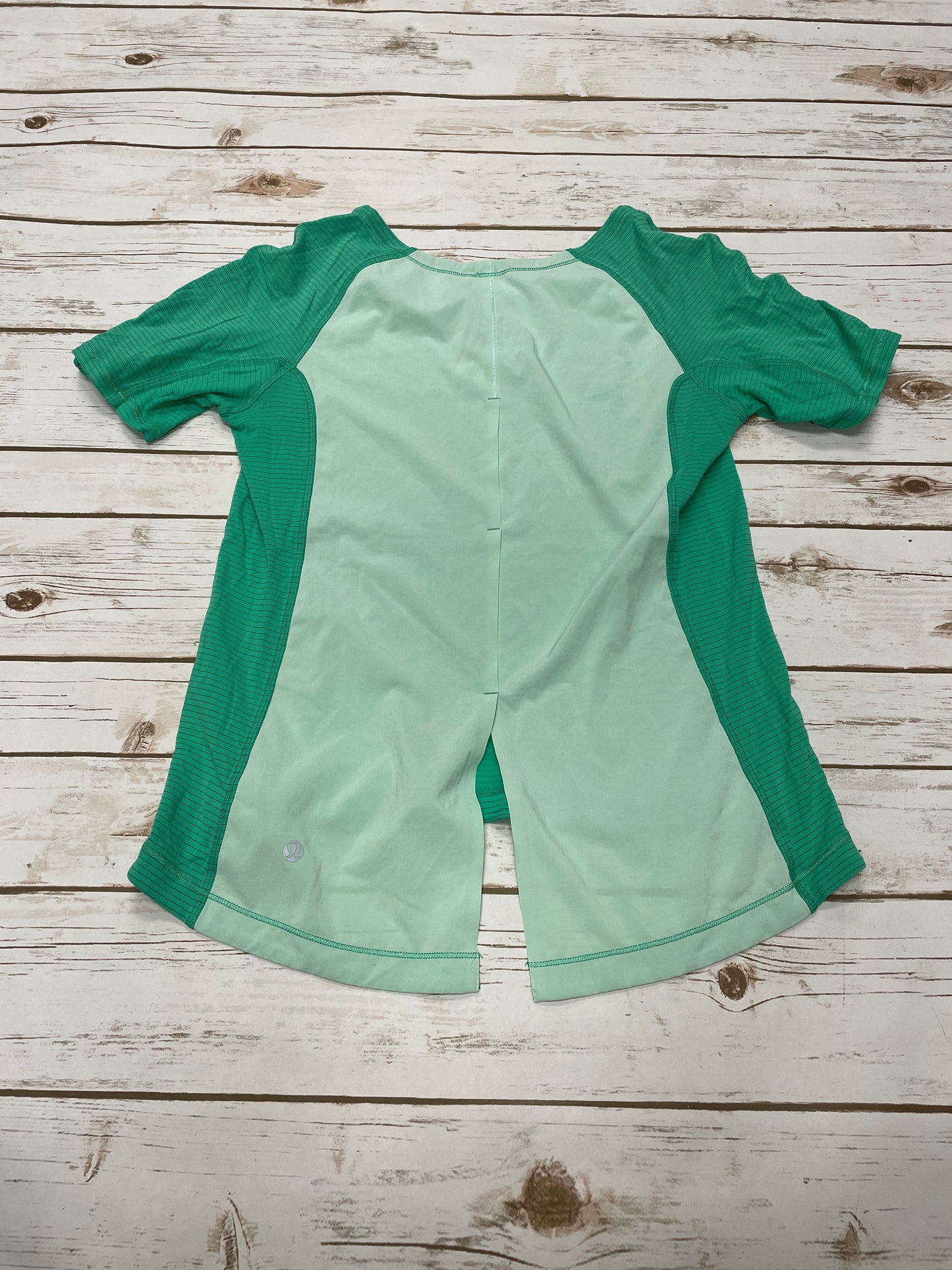 Athletic Top Short Sleeve By Lululemon In Green, Size: S