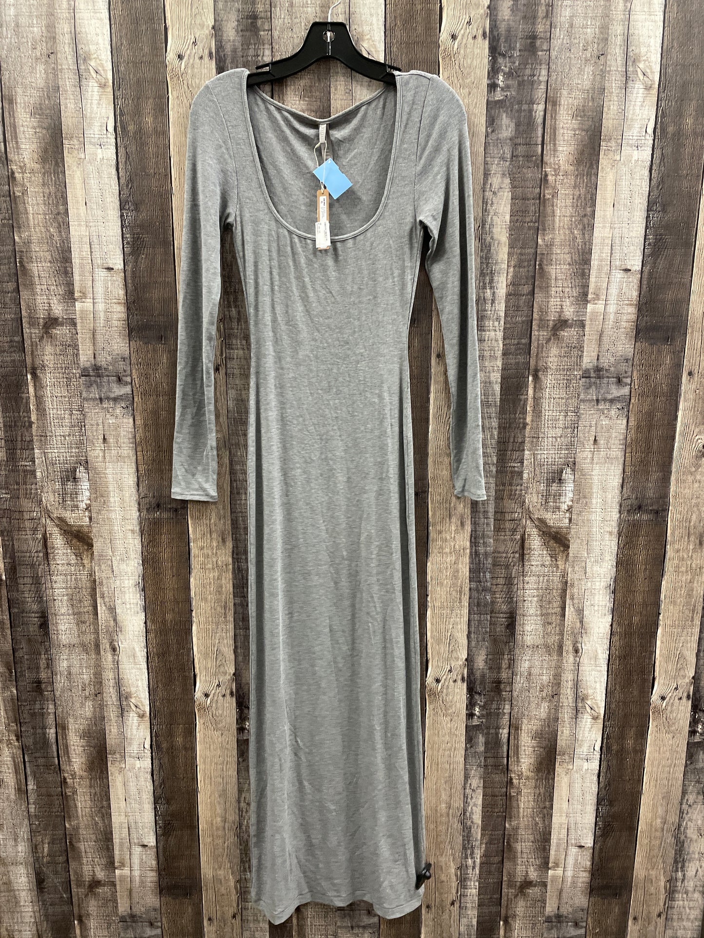 Dress Casual Maxi By Skims In Grey, Size: S