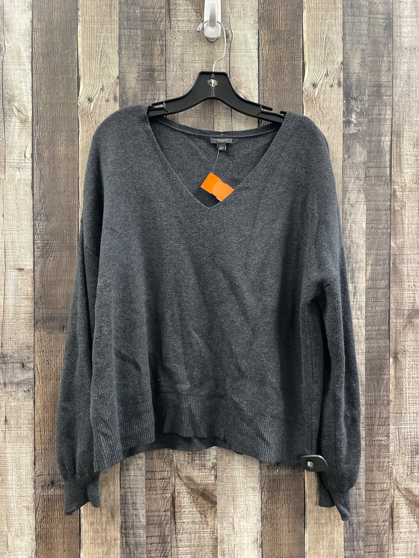 Sweater By Ann Taylor In Grey, Size: L