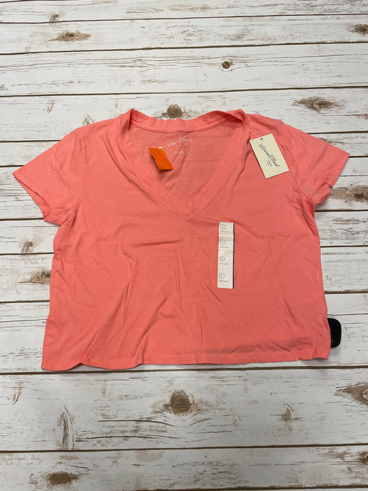 Top Short Sleeve By Universal Thread In Coral, Size: L