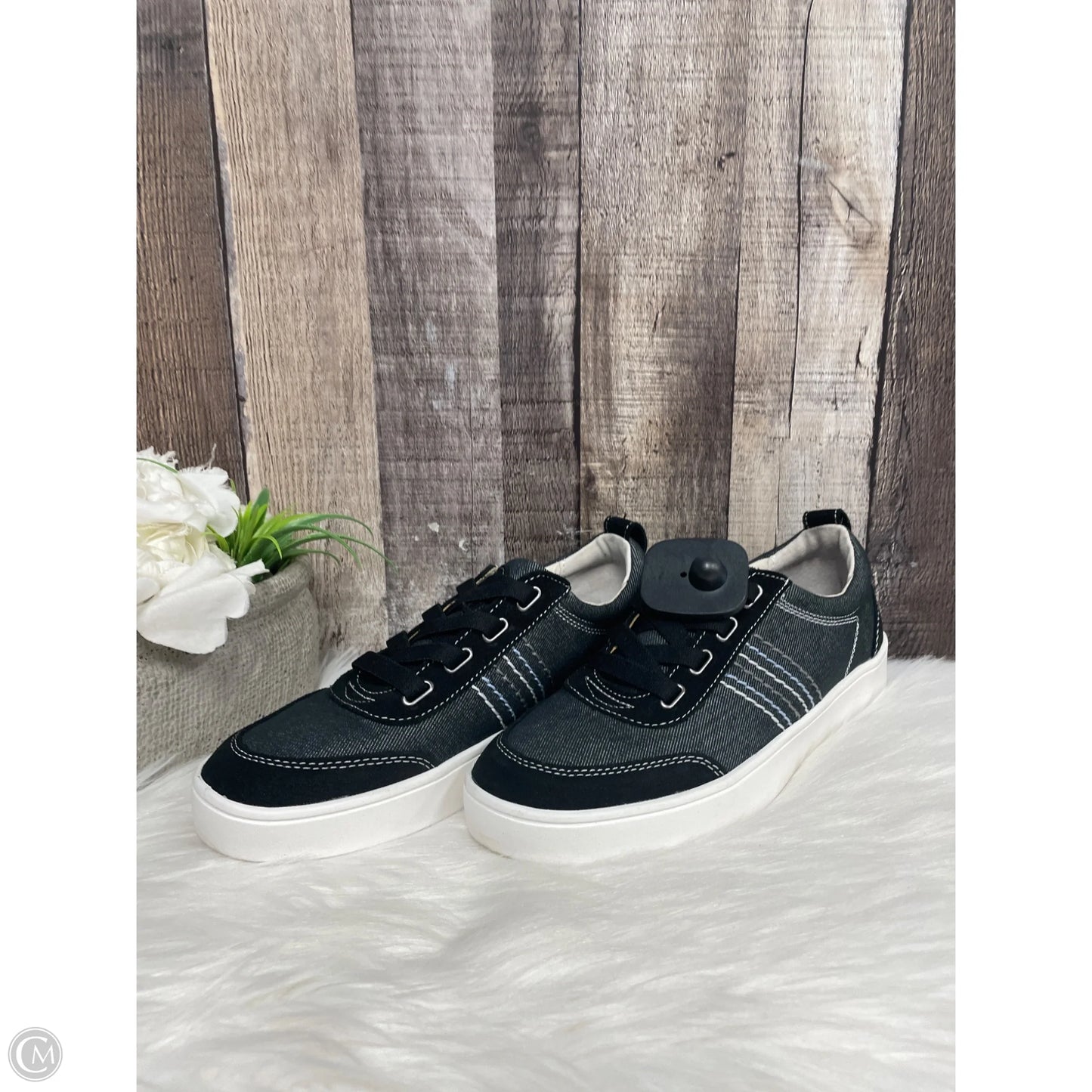 Shoes Athletic By Cme In Black, Size: 8